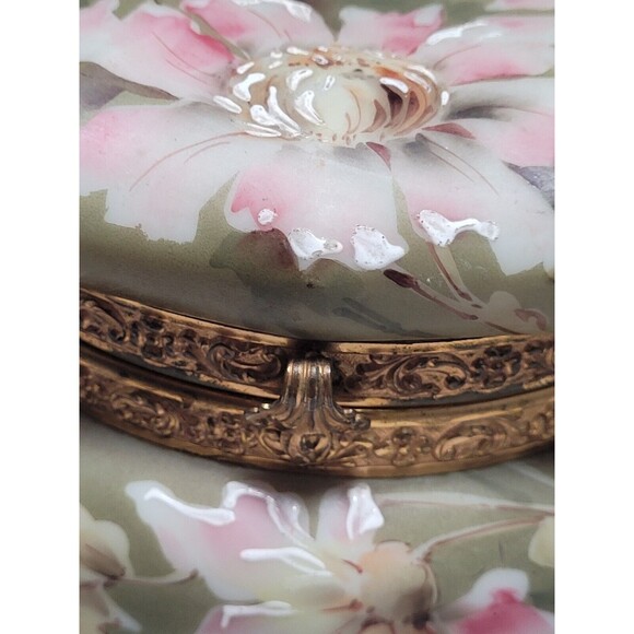 Rare Floral ANTIQUE C. F. MONROE "NAKARA" WAVE CREST DRESSER BOX Hinged - Picture 6 of 8